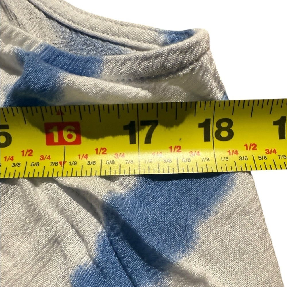 Market & Spruce Blue and White Wrap Tank Top - Picture 5 of 6